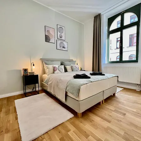 Daire Luxury Style 2 By R&l In Centre