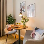 Apartment Luxury Style 2 By R&l In Centre *